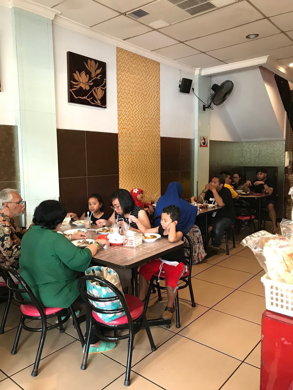 Warung Bu Kris